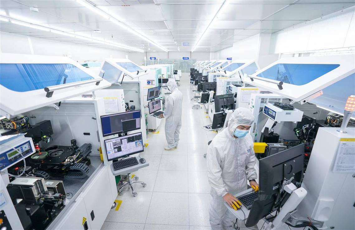 光迅科技高端光电子器件产业基地成功达产